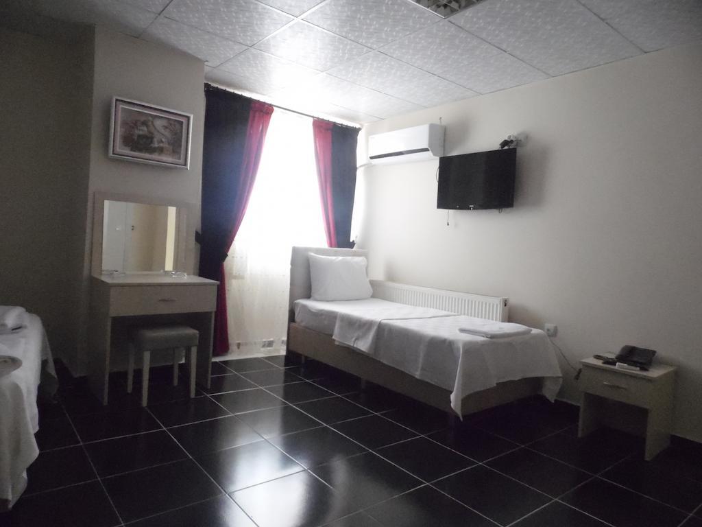 Saral Otel Derince Rom bilde